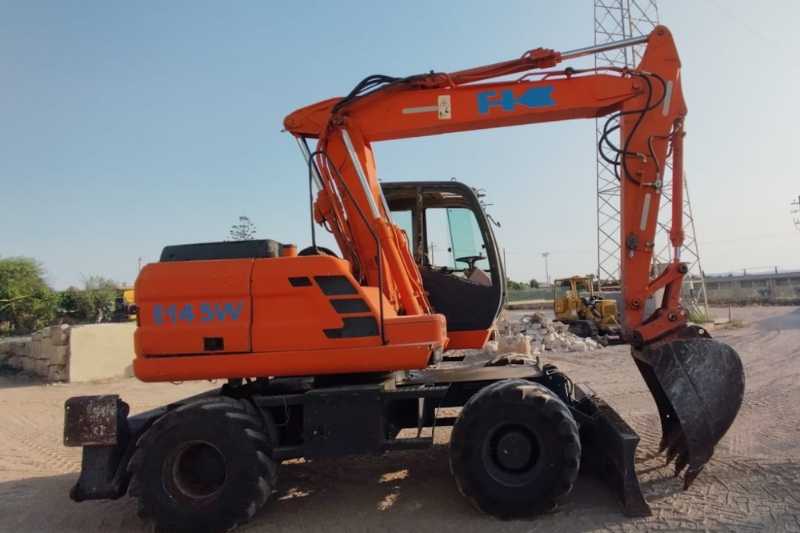 OmecoHub - Immagine FIAT KOBELCO E145W